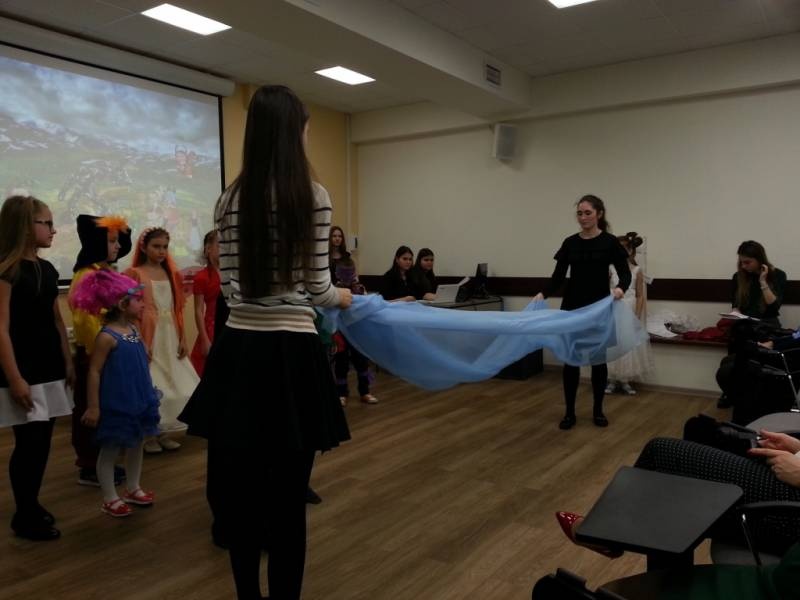 Спектакль "Путешествие в ХХХ век"135047