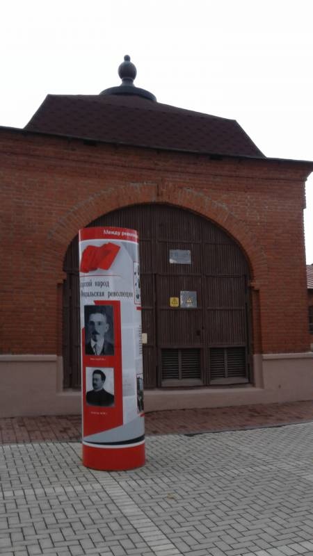 Прогулка по территории Кремля в Казани.31.10.201785944