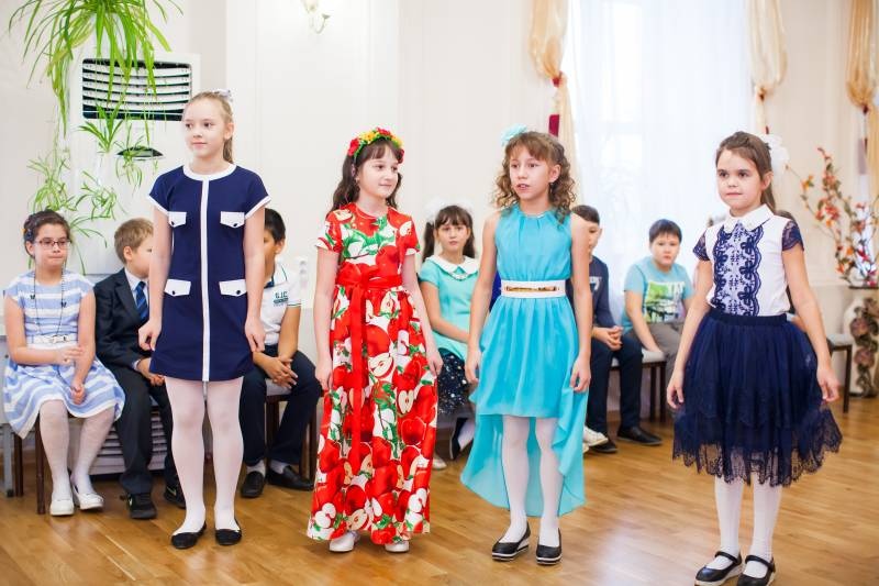 День мам в гимназии.115548