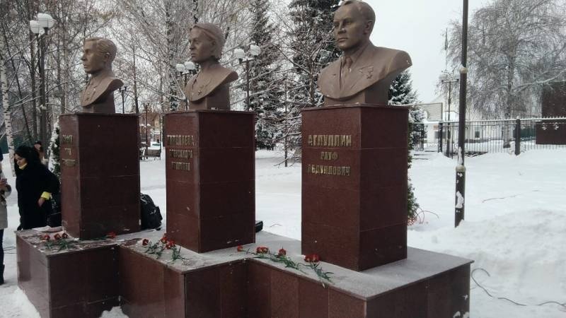 буинцы почтили память Героев181741