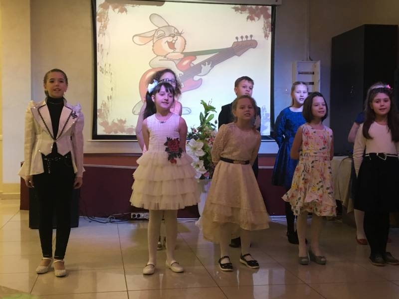 Концерт в КРЦ в честь Дня Мам113786