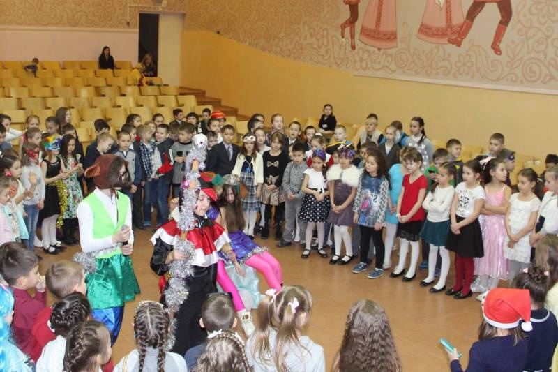 Новый год в школе 24