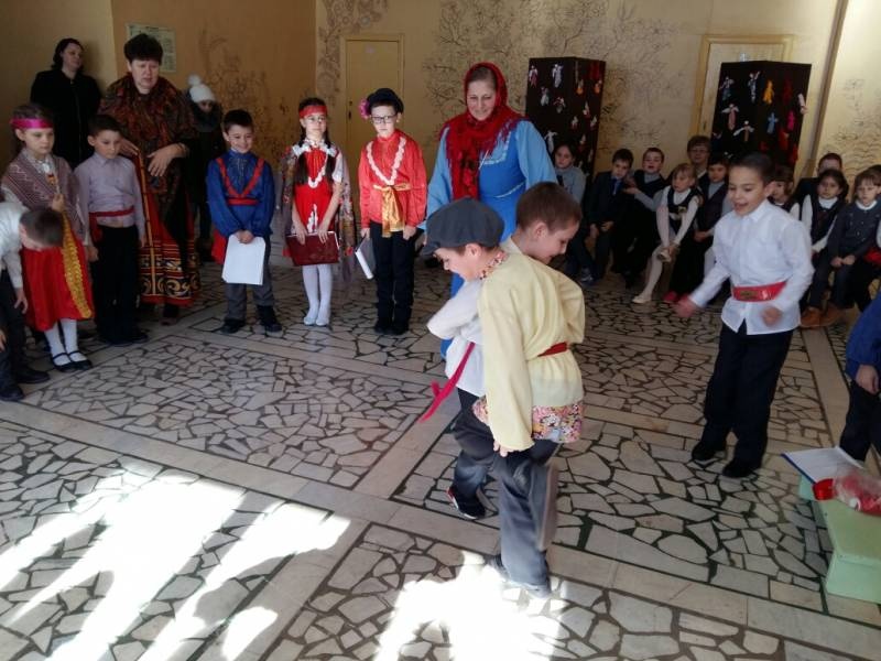 Масленица в школе139353