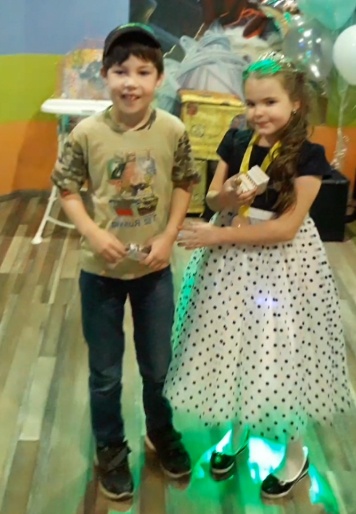 На дне рождения у Алины87730