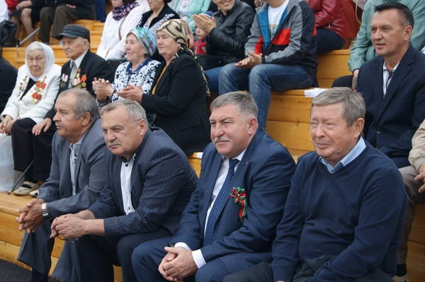 День республики ,день города и день нефтяника.95845