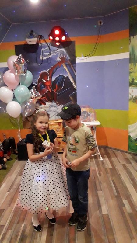 На дне рождения у Алины87683