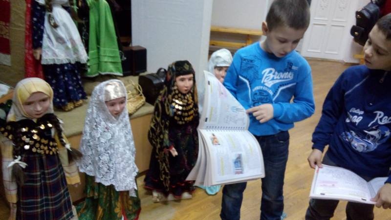"Обо всем одежда говорила..."88757