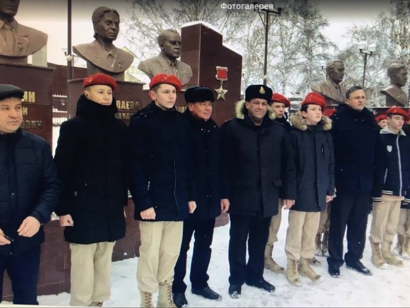 буинцы почтили память Героев181732