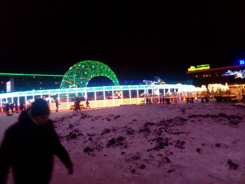 Главная площадь города в Новый год 5