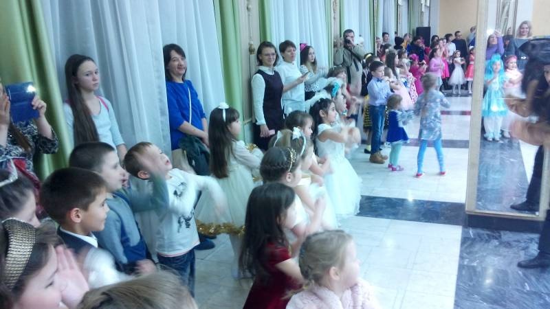 "Чудеса под Новый год".Продолжение.  ДК "Иске Әлмәт". 18.12.17г.128435