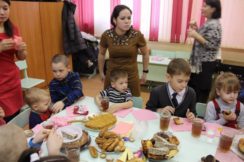 День мамы в 50 школе 47