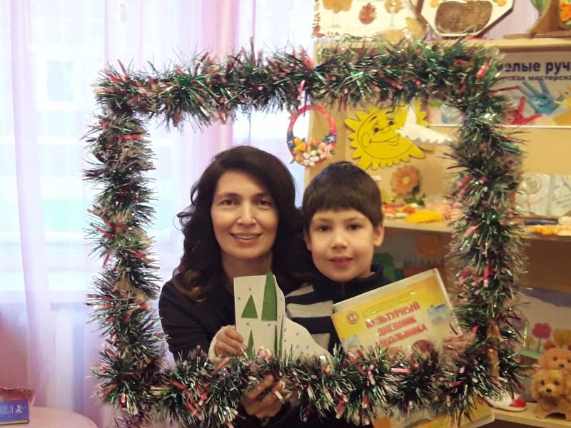 Мастер класс. Новогодняя открытка. Библиотека семейного чтения, г. Бугульма130751