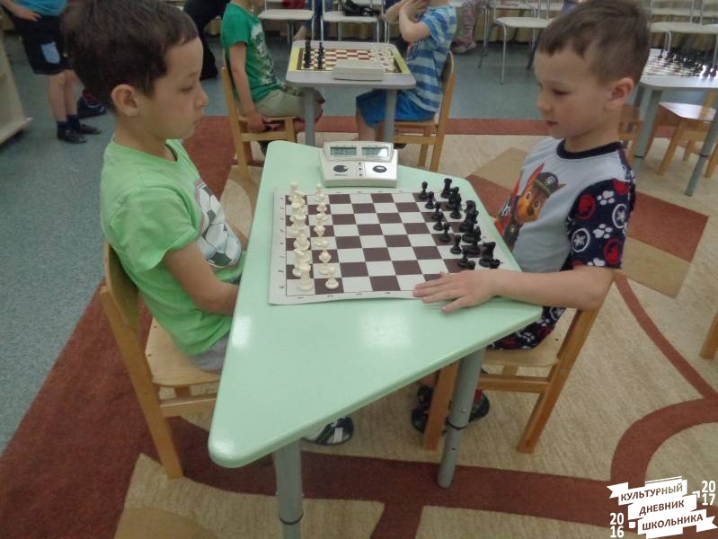Шахматный турнир в детском саду май 2017 22.JPG