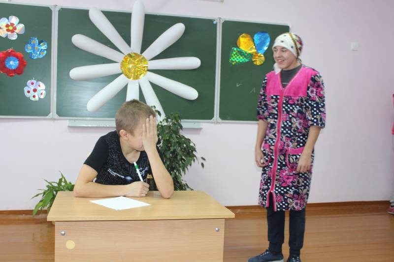 Праздничный концерт в школе117630