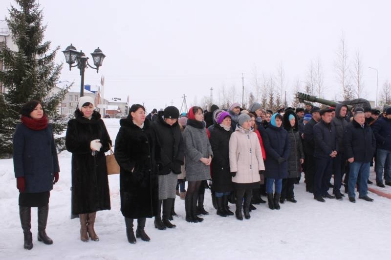 День Героев Отечества125010