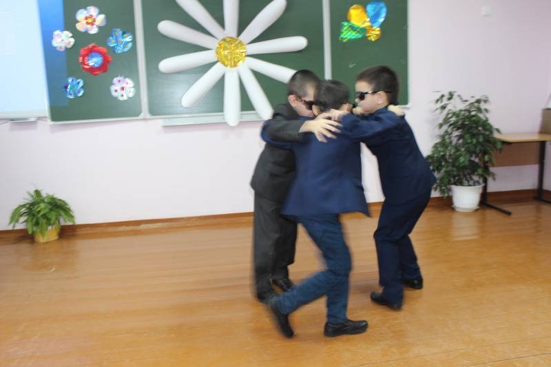 Праздничный концерт в школе117655