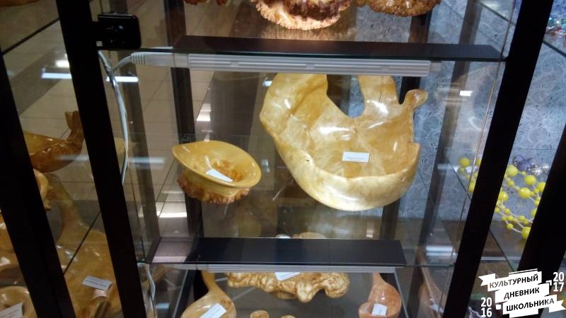 Изделия из капа. Картинная галерея.81209