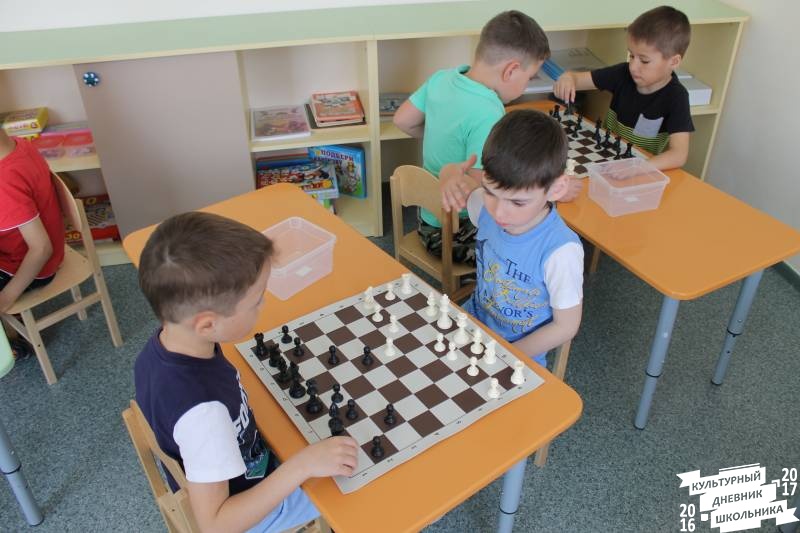 Конкурс по решению шахматных задач 142.JPG