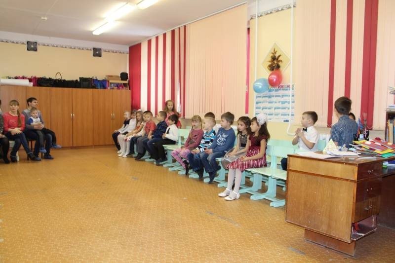 День мамы в 50 школе 20