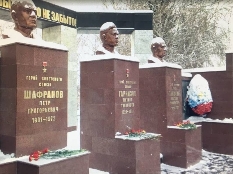 буинцы почтили память Героев181722