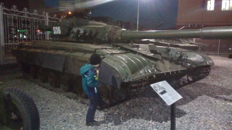 Выставка военного транспорта. 8 миля. 22.11.17.102285