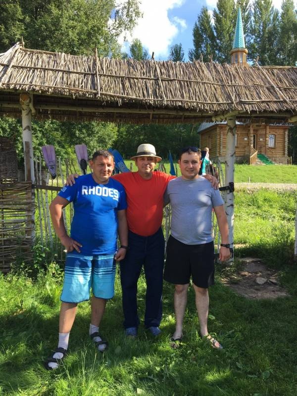 В деревне летом с семьей!95669