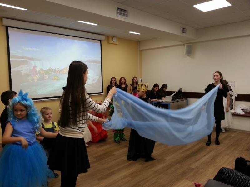 Спектакль "Путешествие в ХХХ век"135050