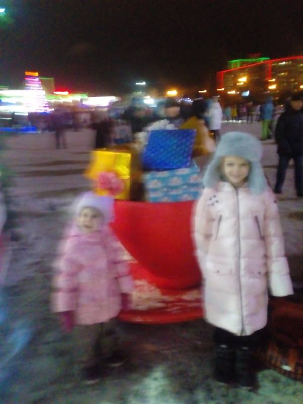 Главная площадь города в Новый год 13