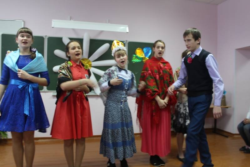 Праздничный концерт в школе117681