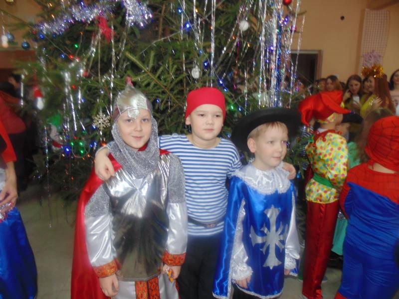 Новогодний карнавал129777
