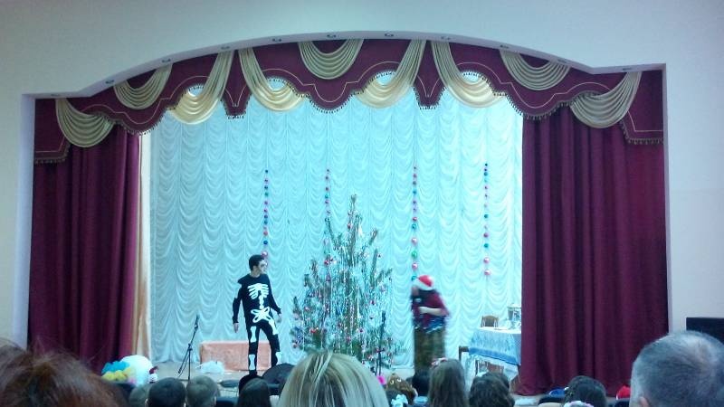 Новогодний утренник в школе. СОШ 20. 19.12.2017г.128490
