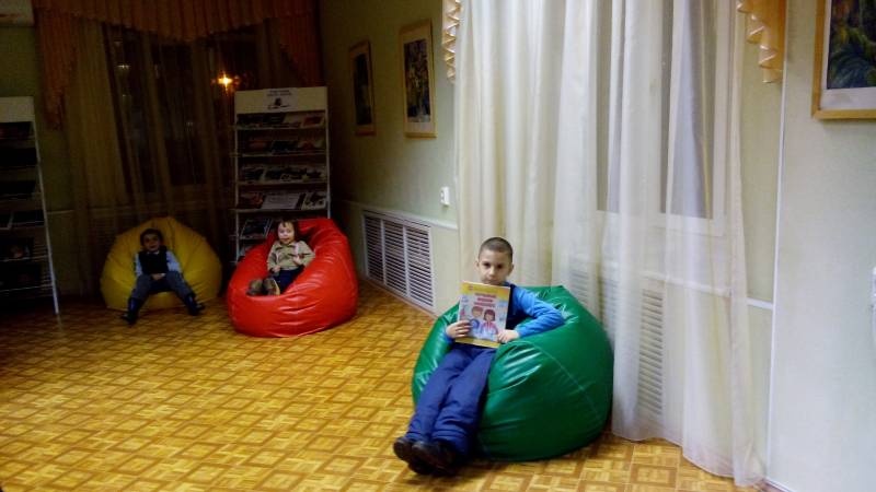 Читательский зал ЦБ им. С.Сулеймановой. 9.11.17.93990