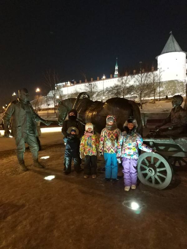 Памятник Благотворителю135888