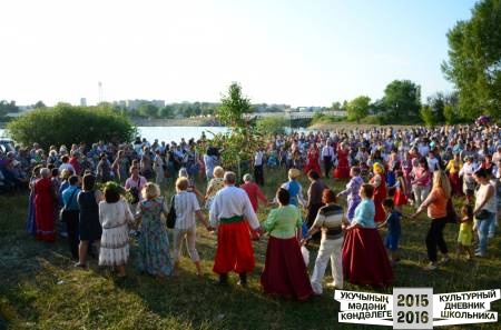 хороводы на берегу Мелекески