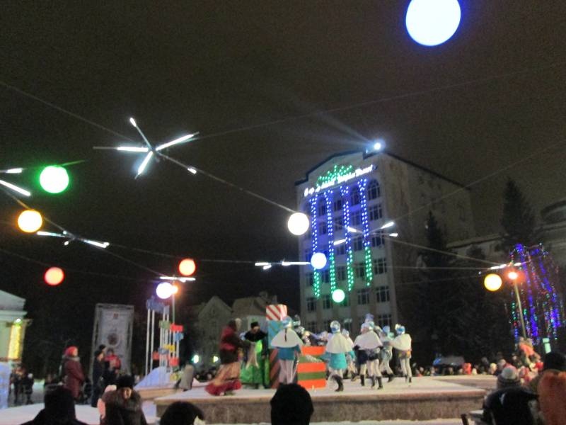 Открытие Центральной городской елки. Театрализованное представление. 23.12.2017130214