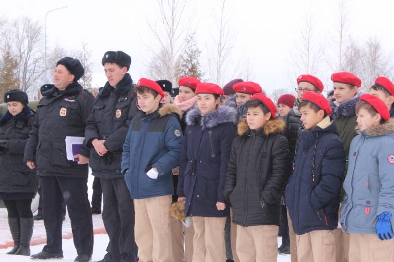 День Героев Отечества125012