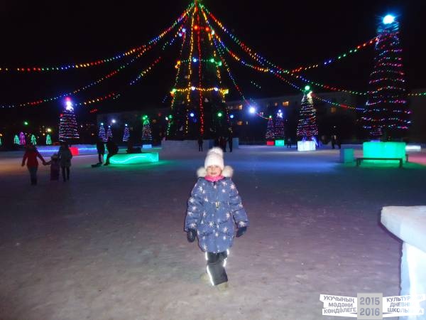 Елочный городок на площади Вахитова33799