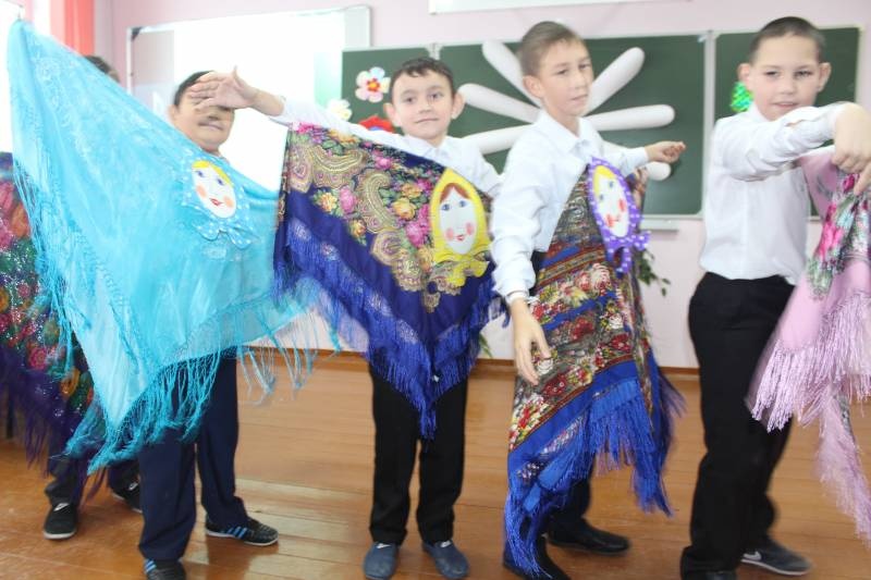 Праздничный концерт в школе117568