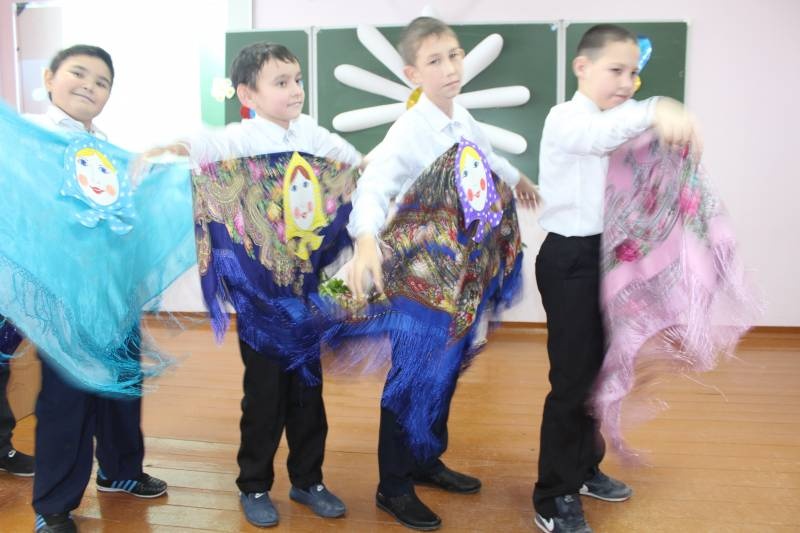 Праздничный концерт в школе117569