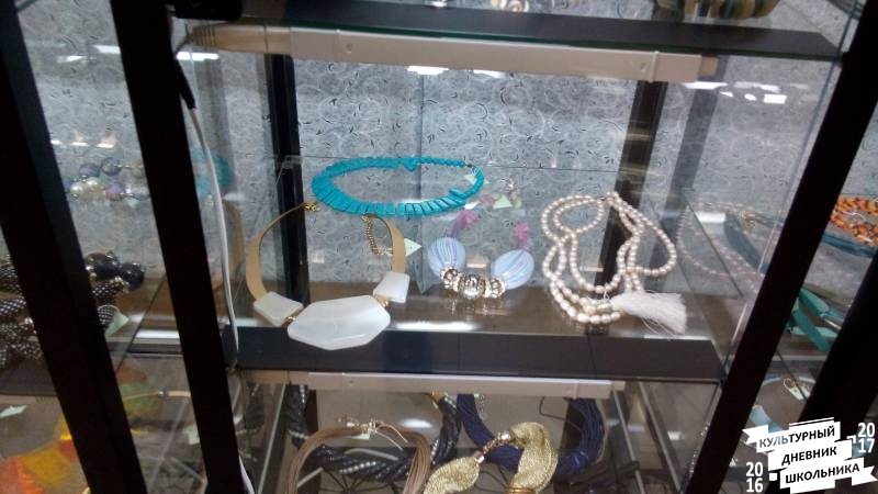 Изделия из камней. Картинная галерея.81226