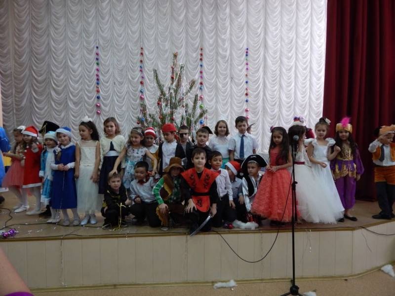 Новогодний утренник в школе. СОШ 20. 19.12.2017г.128528