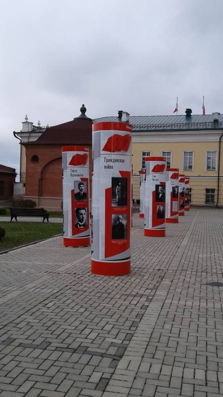 Прогулка по территории Кремля в Казани.31.10.201785957