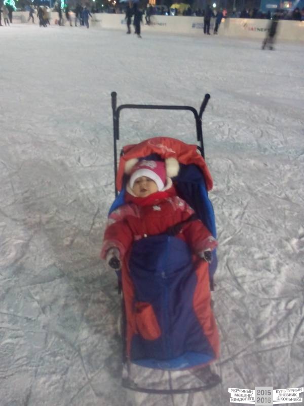 На катке на площади ДК Нетьче49877