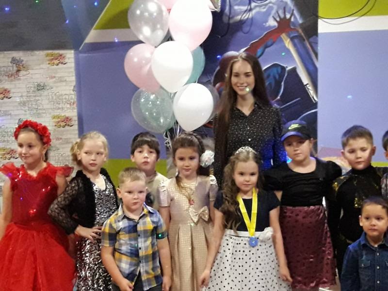 На дне рождения у Алины87701