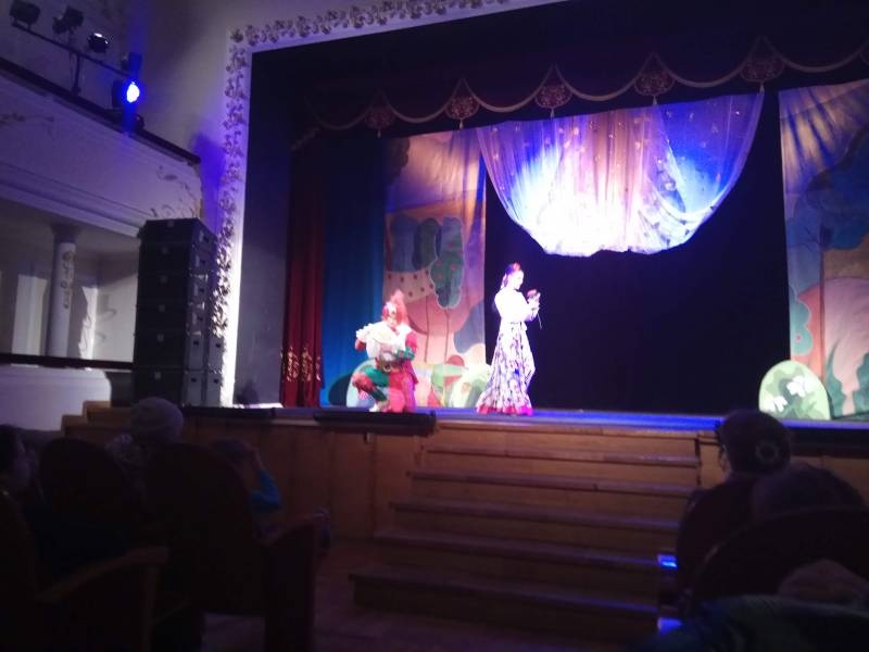 "Пока цветет роза" спектакль Сызранского драмтеатра.94767