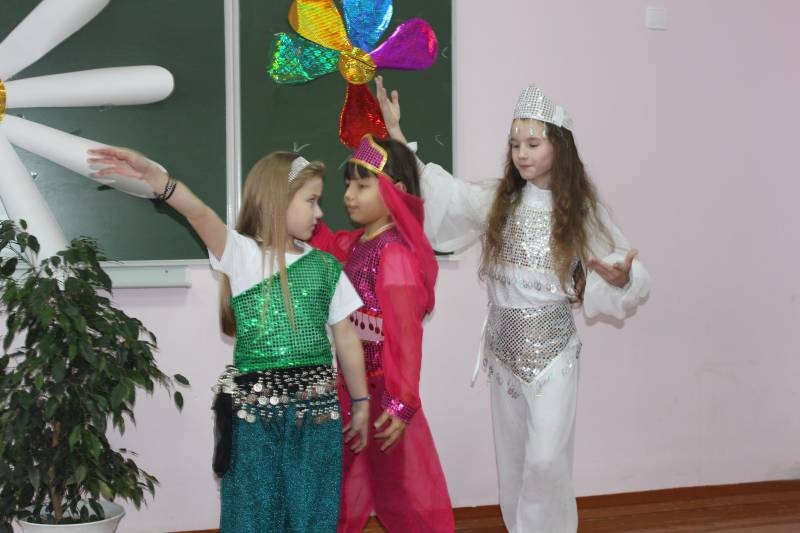 Праздничный концерт в школе117545