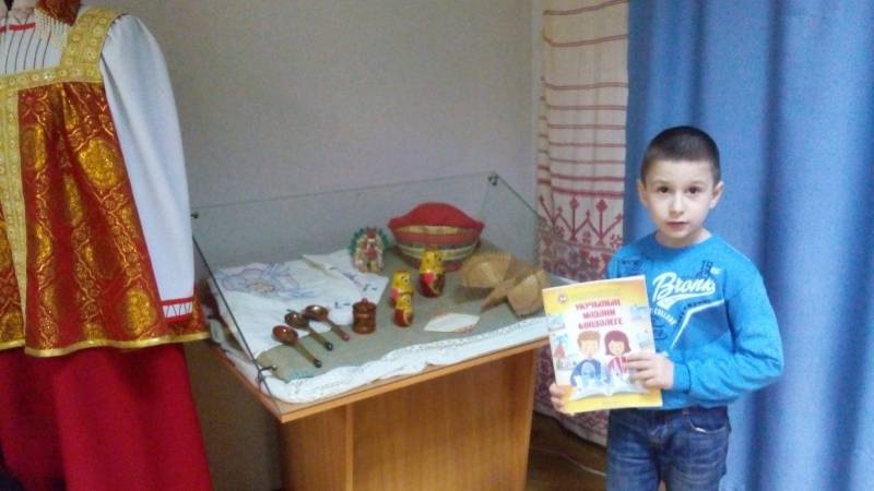 "Обо всем одежда говорила..."88730