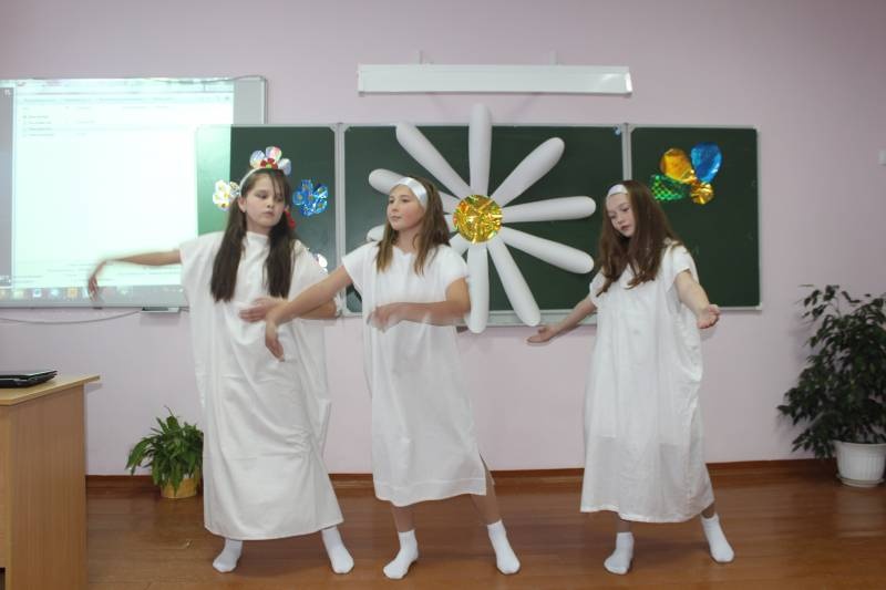 Праздничный концерт в школе117671