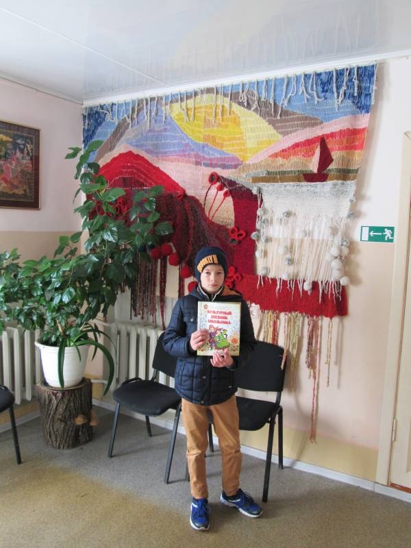 Выставки в АДХШ №1г Альметьевск152534