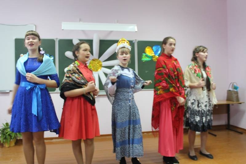 Праздничный концерт в школе117679
